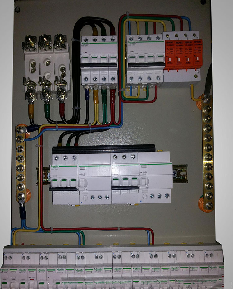 家用不銹鋼配電箱如何安裝？分享經(jīng)驗